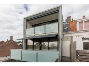 high quality holiday apartment right in the center of Domburg